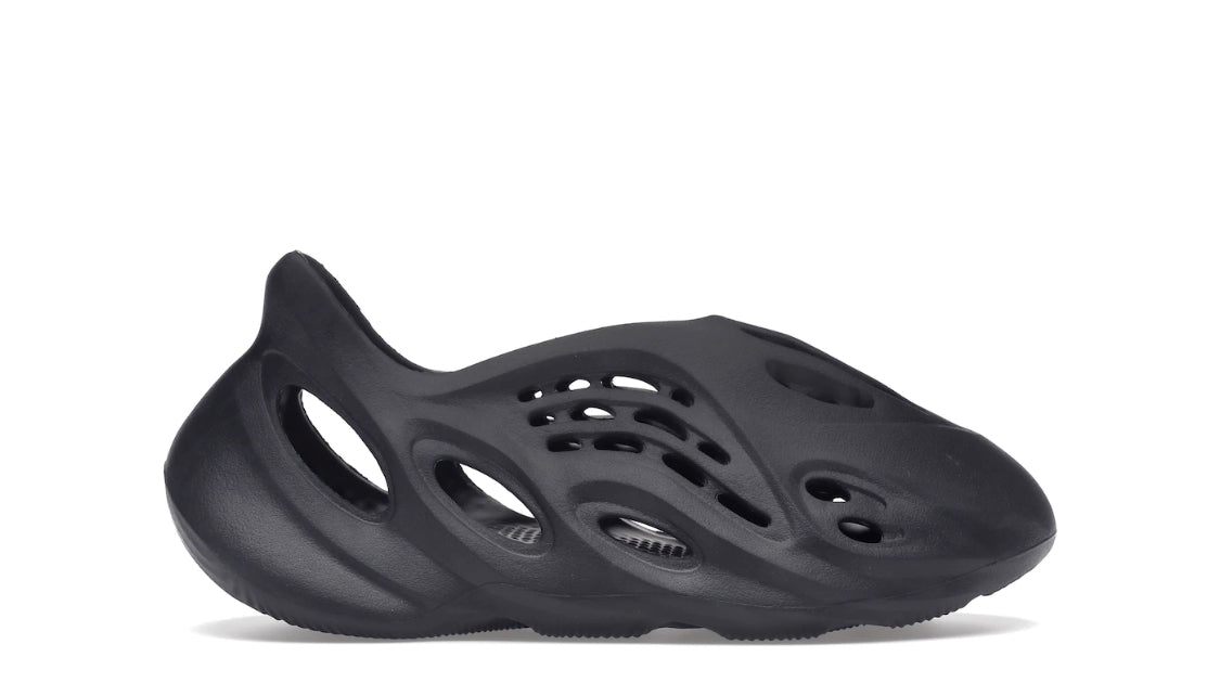 adidas Yeezy Foam RNR Carbon